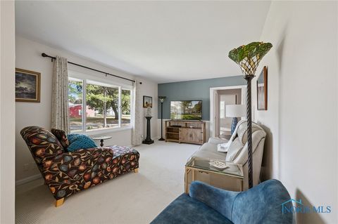 Tiny photo for 3065 Reen Drive, Toledo, OH 43613 (MLS # 6136755)