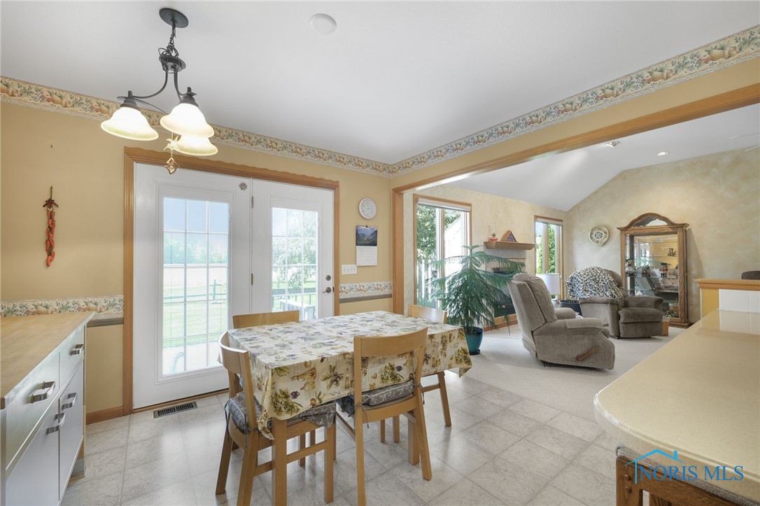 934 Reynolds Circle, Oregon, Ohio image 14