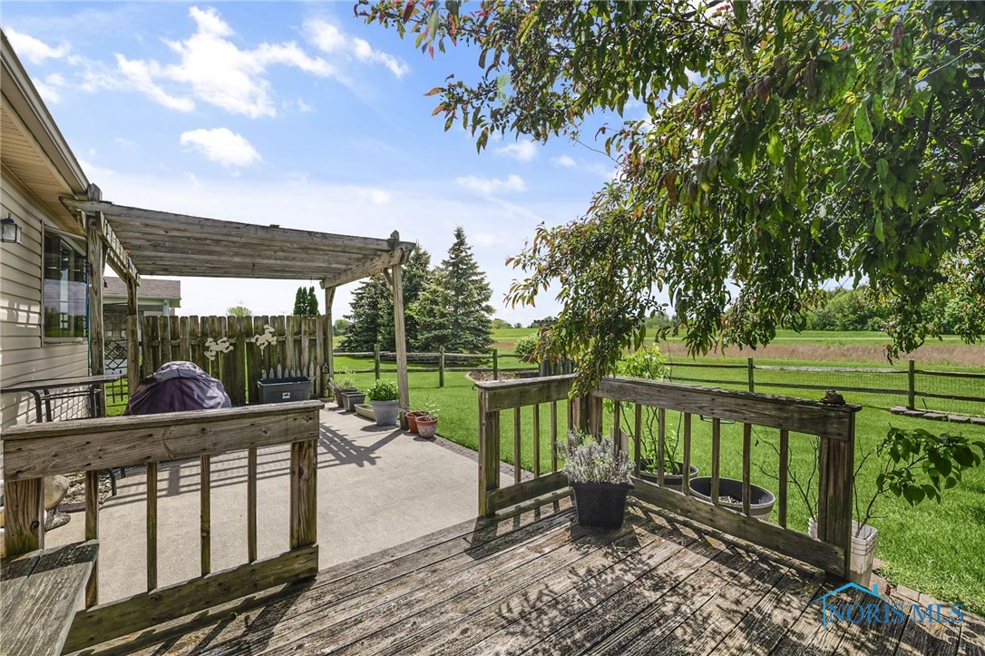 934 Reynolds Circle, Oregon, Ohio image 43