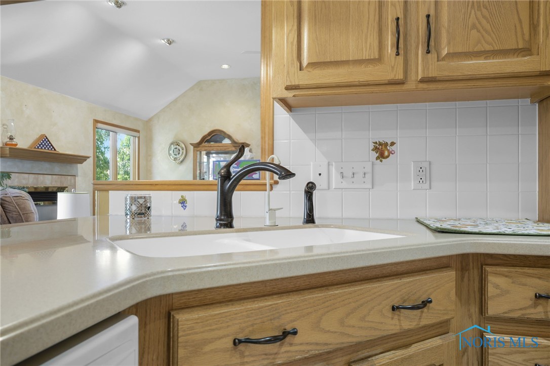 934 Reynolds Circle, Oregon, Ohio image 19