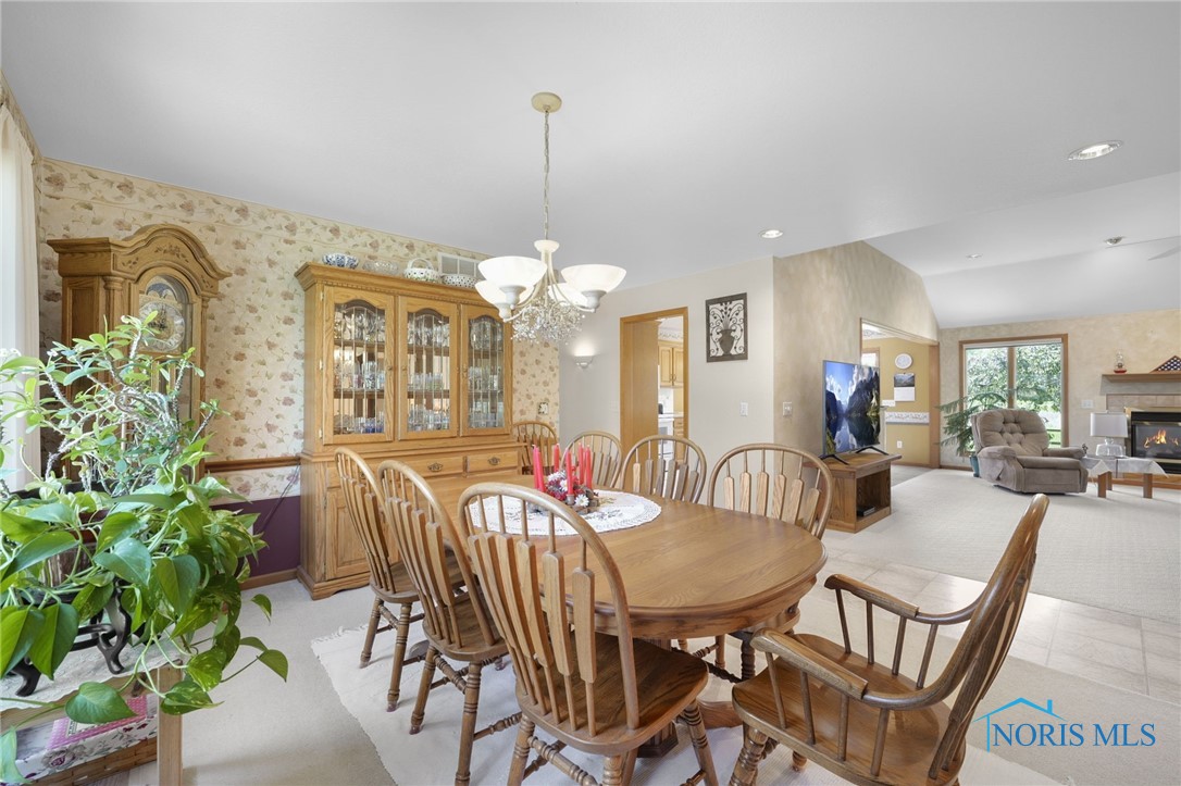 934 Reynolds Circle, Oregon, Ohio image 11