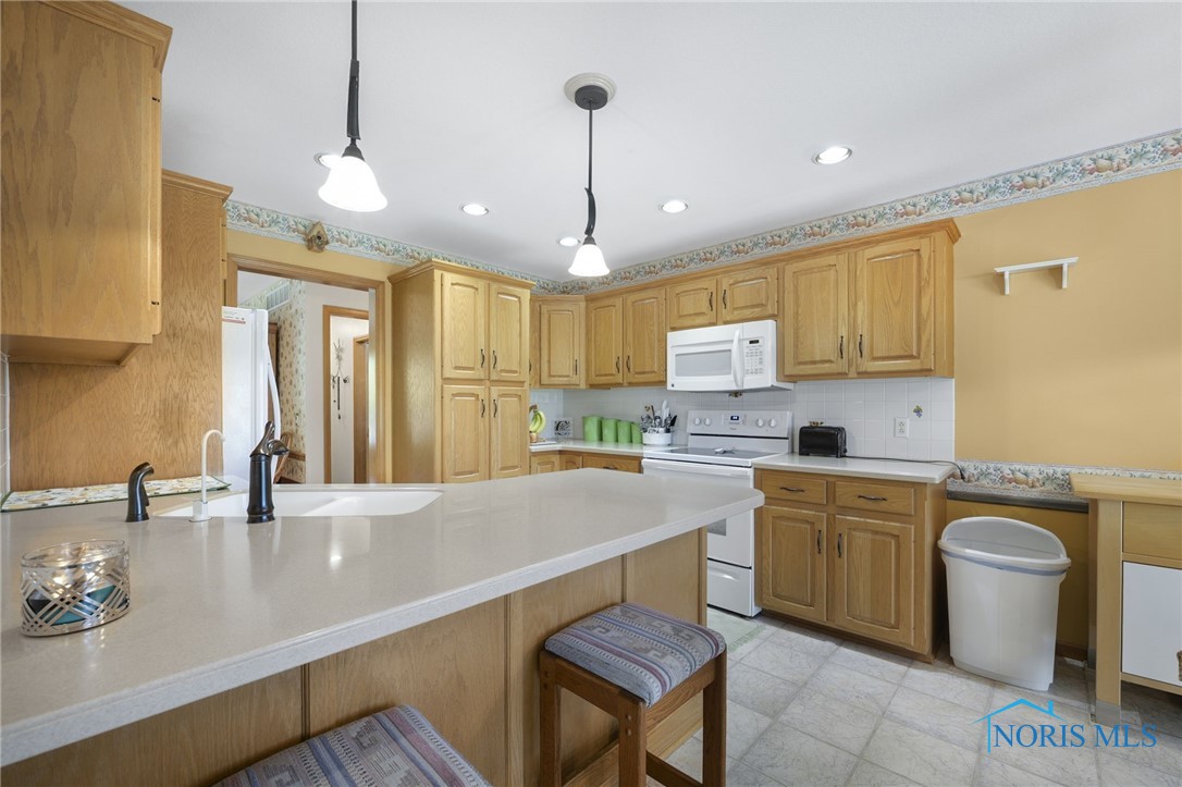 934 Reynolds Circle, Oregon, Ohio image 17