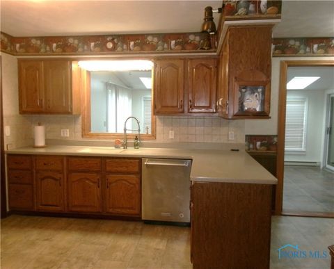 Tiny photo for 370 S Thomas Street, Ottawa, OH 45875 (MLS # 6136792)