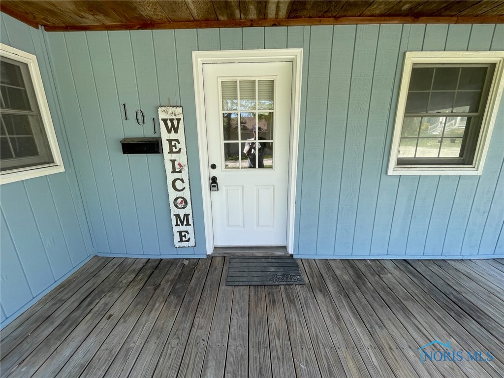 101 W College Avenue, Woodville, Ohio image 3