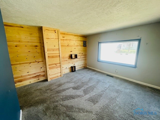 101 W College Avenue, Woodville, Ohio image 8