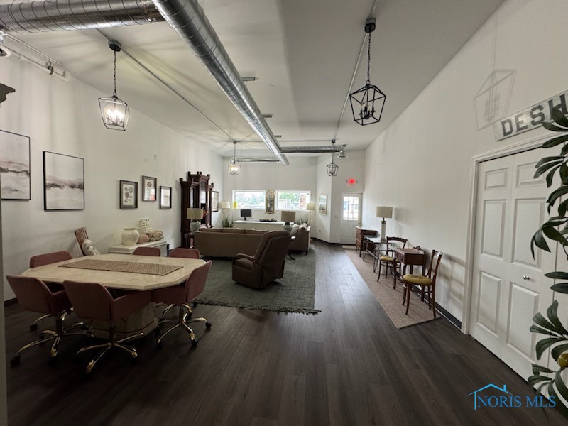 110 W Main Street