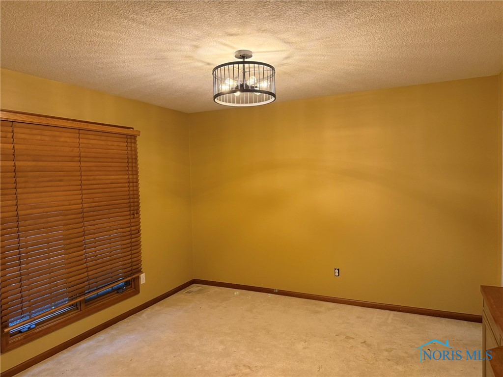 8411 Willow Glen Court, Holland, Ohio image 22