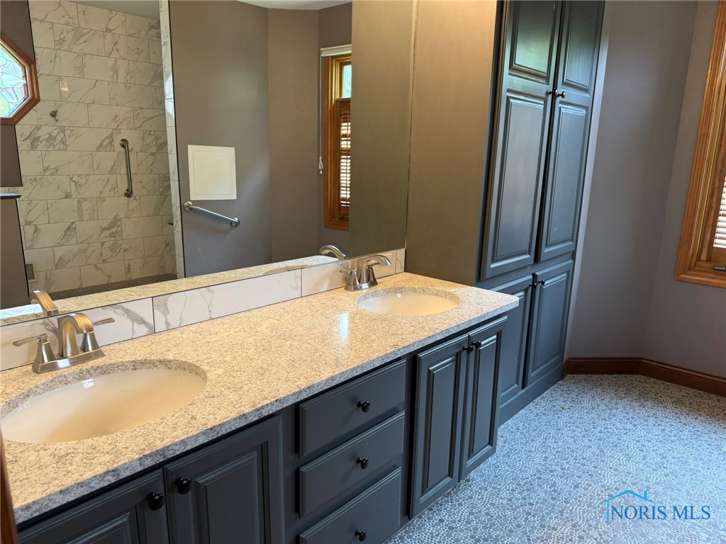 8411 Willow Glen Court, Holland, Ohio image 16