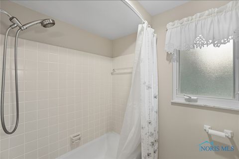 Tiny photo for 1321 Charles Street, Bowling Green, OH 43402 (MLS # 6136866)