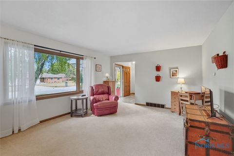 Tiny photo for 1321 Charles Street, Bowling Green, OH 43402 (MLS # 6136866)