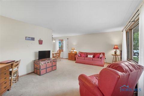 Tiny photo for 1321 Charles Street, Bowling Green, OH 43402 (MLS # 6136866)
