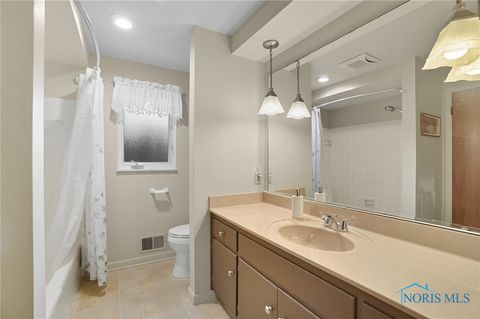 Tiny photo for 1321 Charles Street, Bowling Green, OH 43402 (MLS # 6136866)