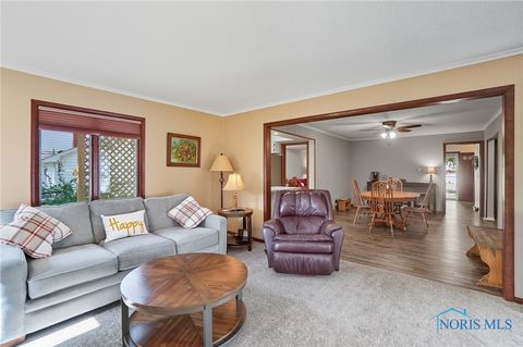 Tiny photo for 1321 Charles Street, Bowling Green, OH 43402 (MLS # 6136866)