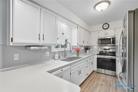Tiny photo for 1321 Charles Street, Bowling Green, OH 43402 (MLS # 6136866)