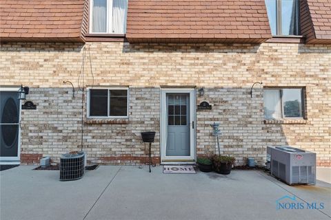 Photo for 728 Fairway Drive 11