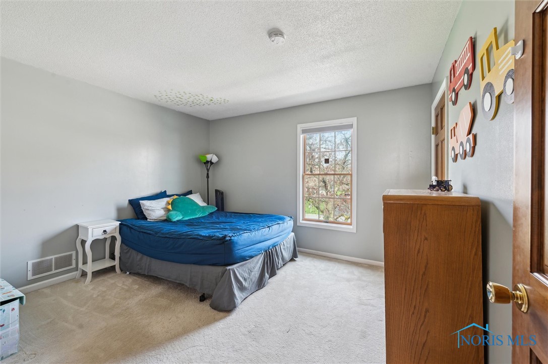 3011 Heather Downs Drive, Findlay, Ohio image 36