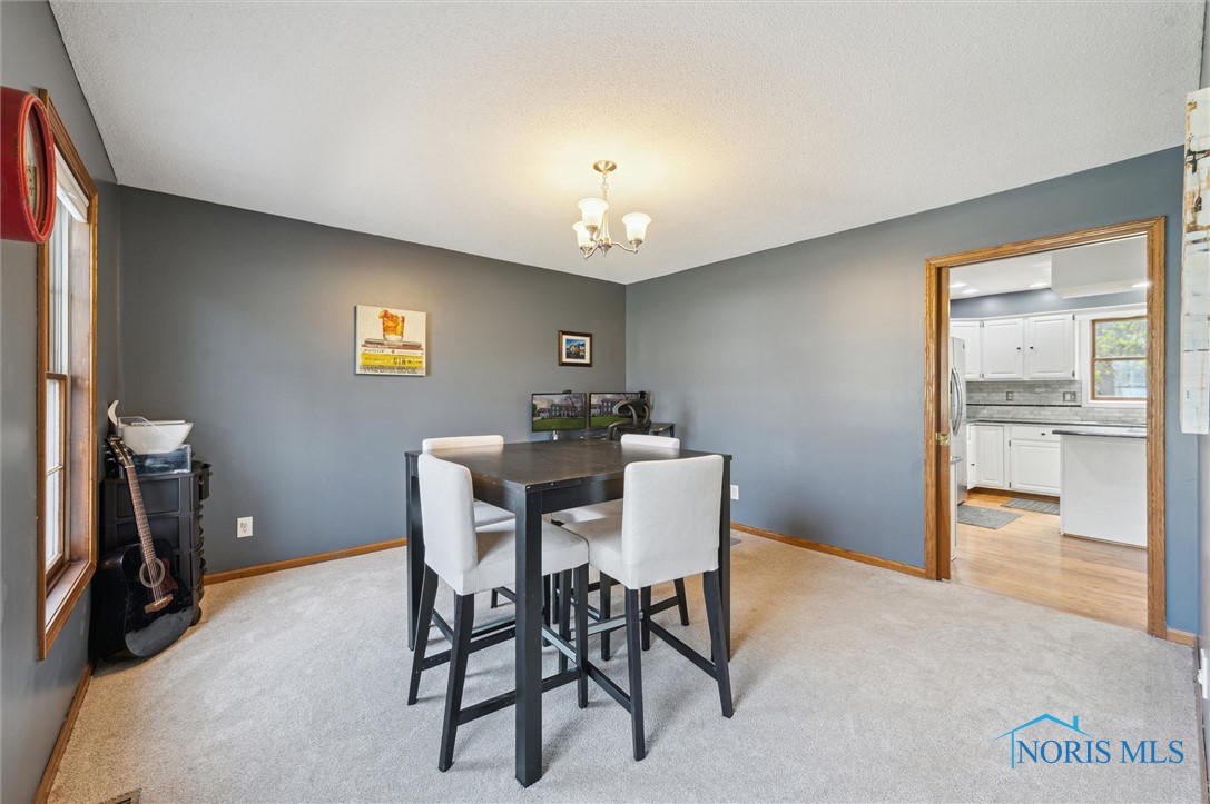 3011 Heather Downs Drive, Findlay, Ohio image 22