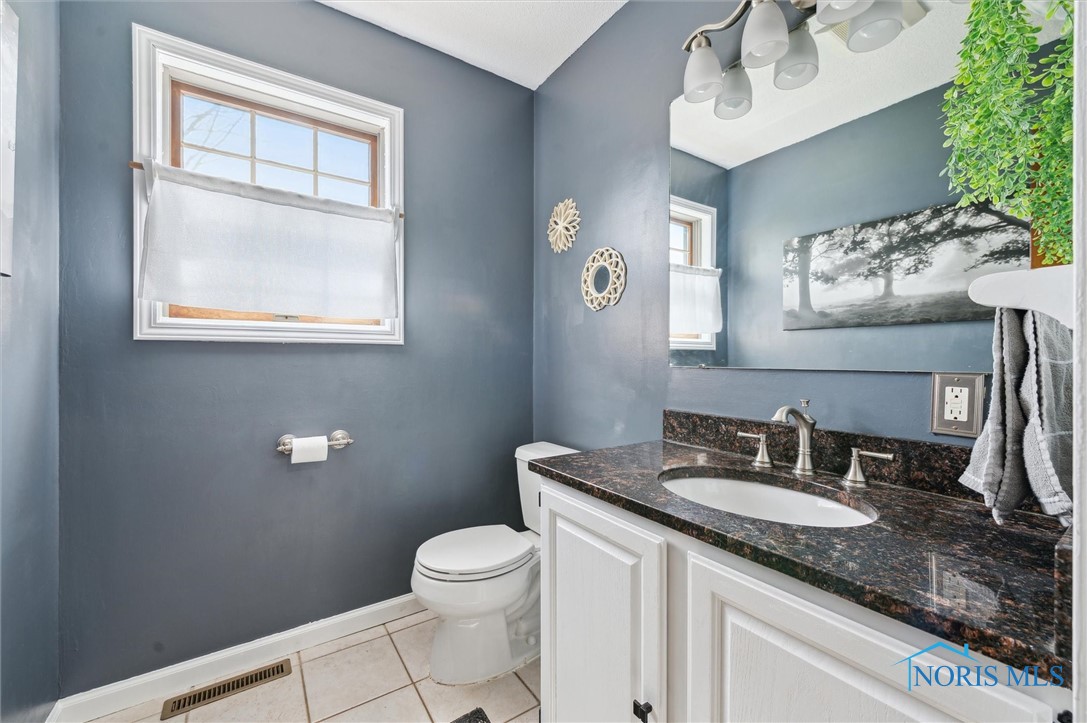 3011 Heather Downs Drive, Findlay, Ohio image 23