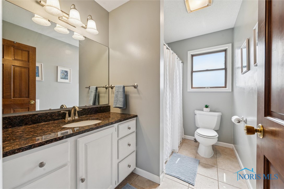3011 Heather Downs Drive, Findlay, Ohio image 33
