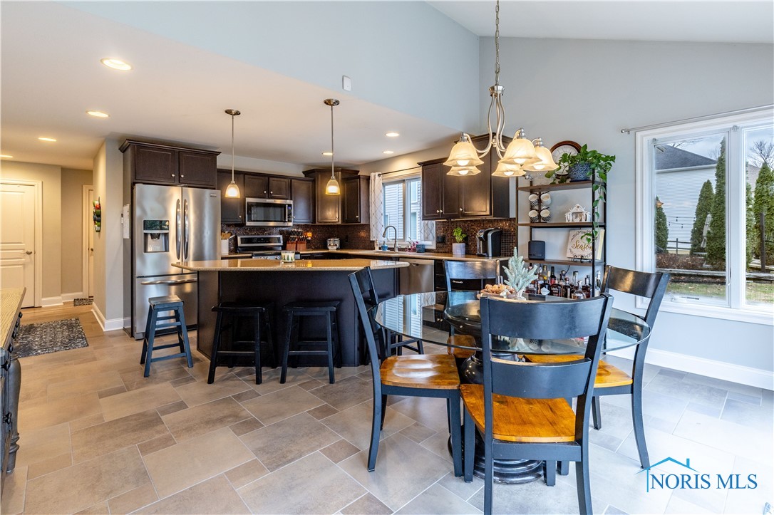 2500 White Aspen Road, Sylvania, Ohio image 12