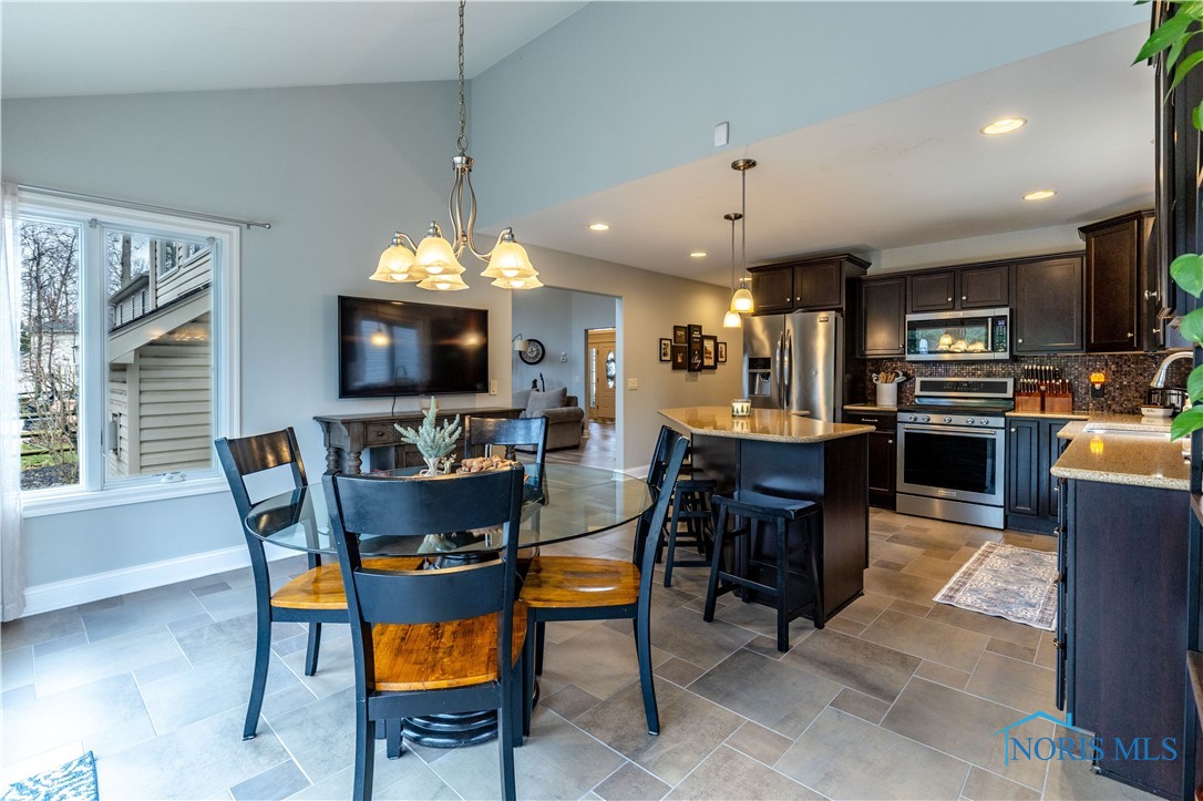2500 White Aspen Road, Sylvania, Ohio image 13