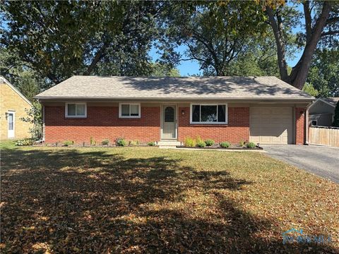 Photo of 4437 Beck Drive, Maumee, OH 43537 (MLS # 6135737)