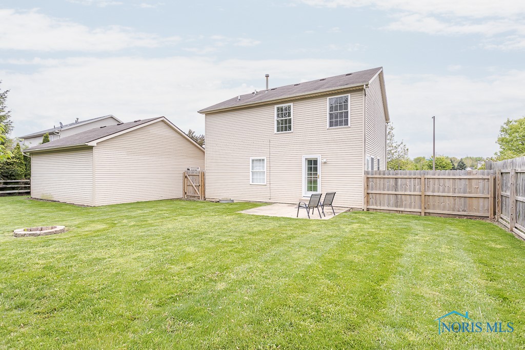 1080 Sparrow Lane, Bowling Green, Ohio image 37
