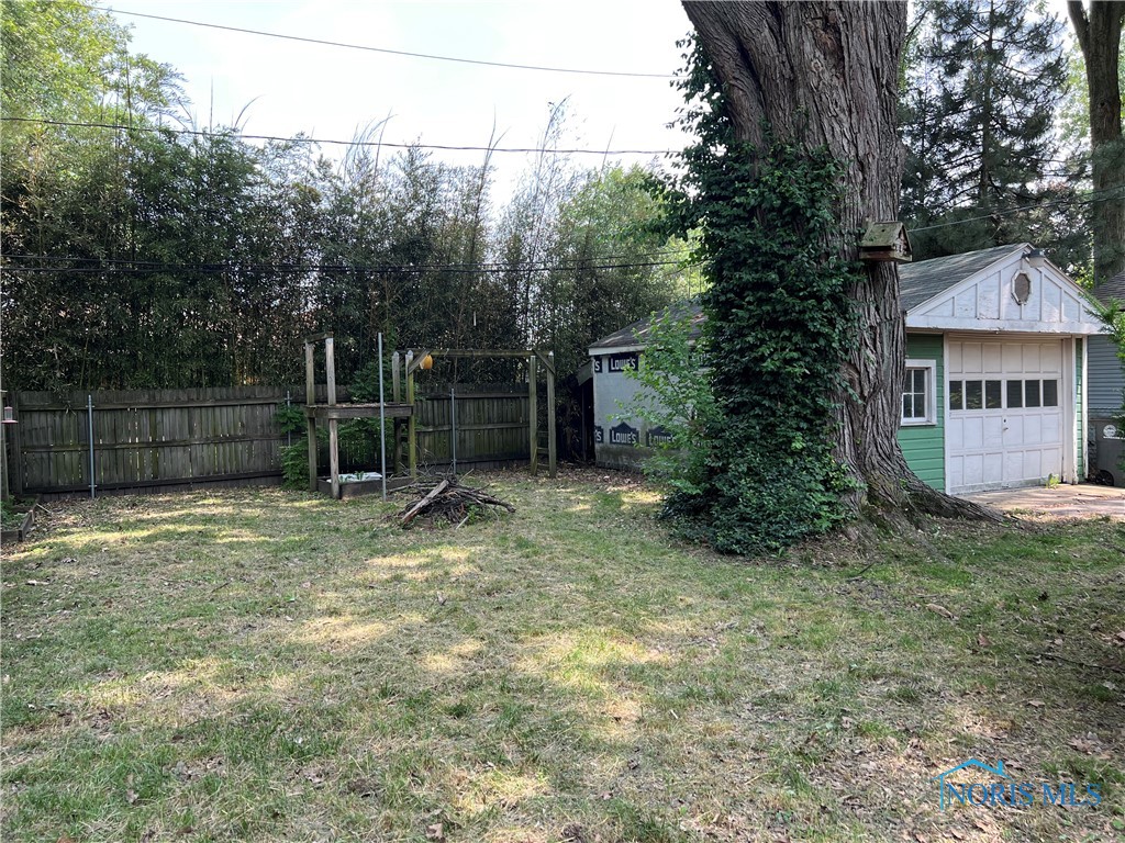 1531 Wilmore Drive, Toledo, Ohio image 13