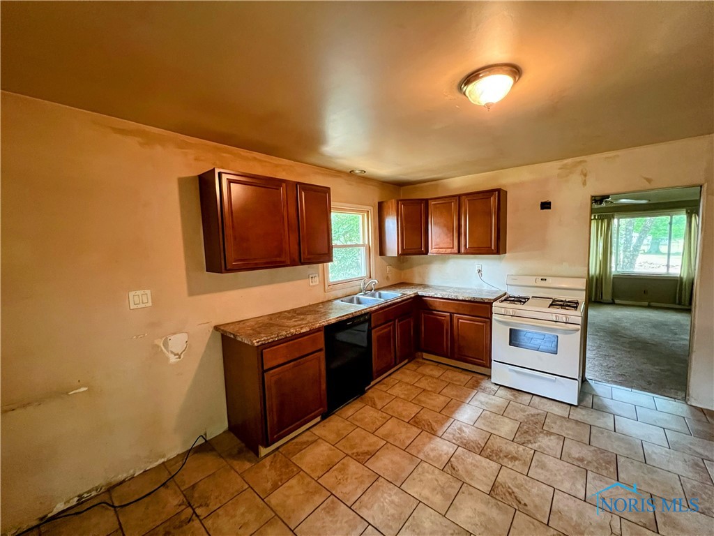 1531 Wilmore Drive, Toledo, Ohio image 7