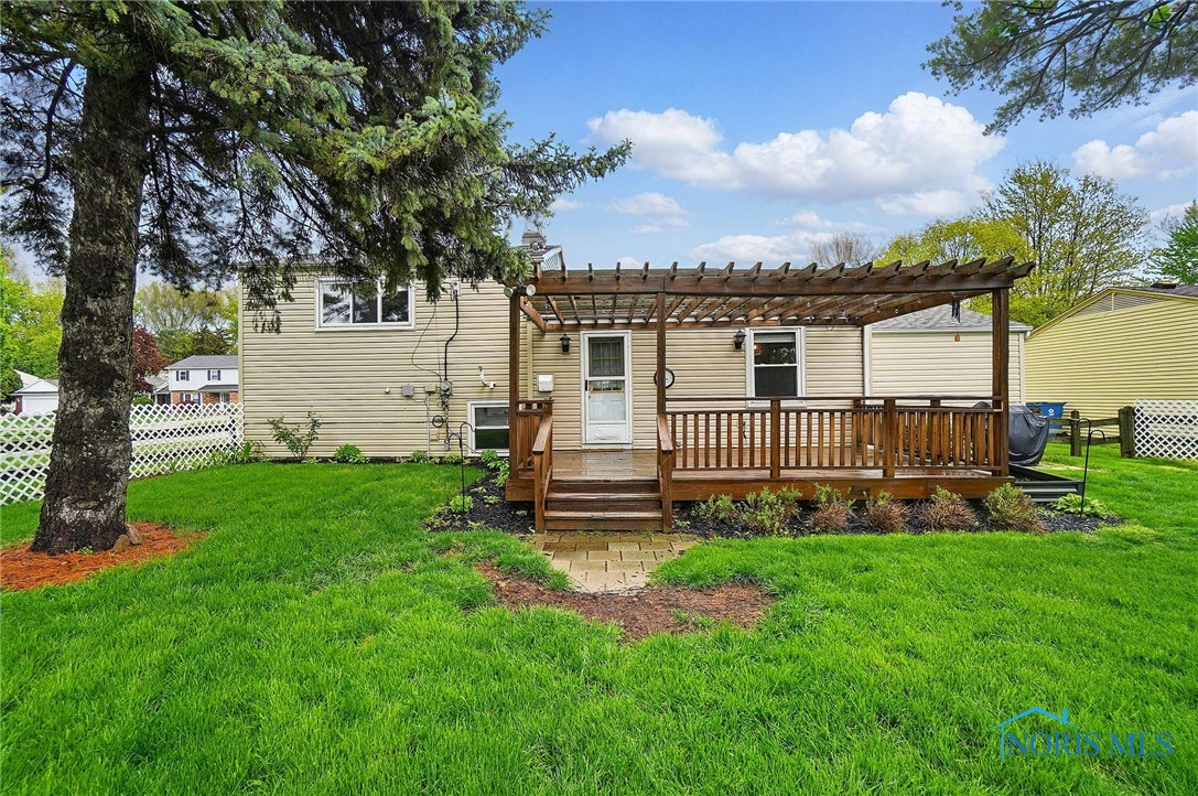 1530 Forester Drive, Oregon, Ohio image 36