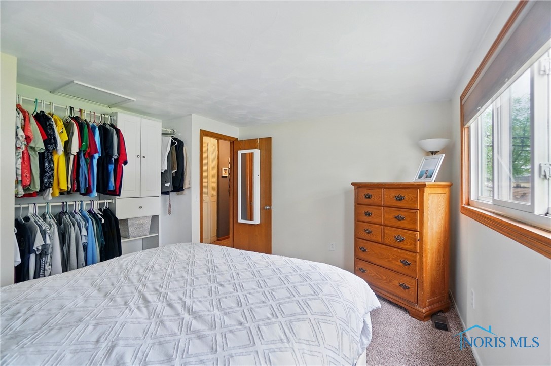 1530 Forester Drive, Oregon, Ohio image 20