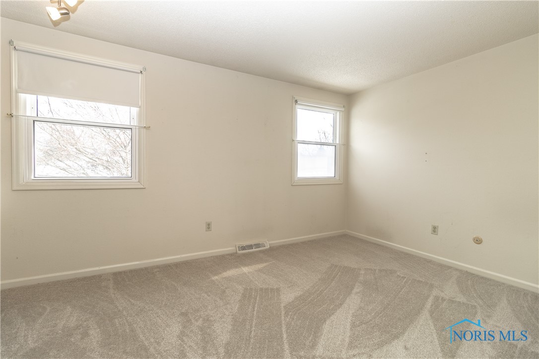 5945 Brainard Drive, Sylvania, Ohio image 23