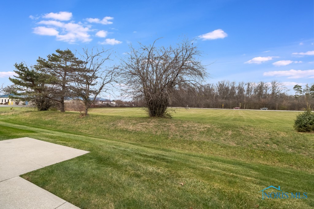 4249 Townhouse Drive, Oregon, Ohio image 36