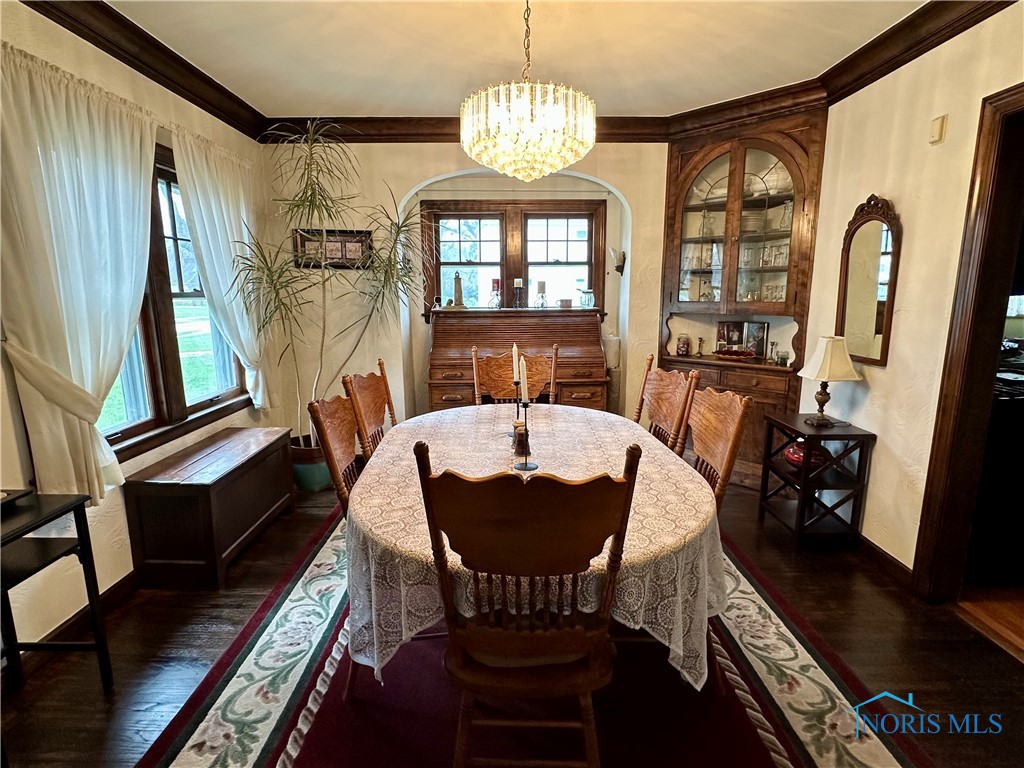 406 Forest Drive, Rossford, Ohio image 7