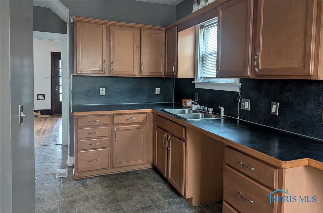 1845 Jermain Drive, Toledo, Ohio image 11