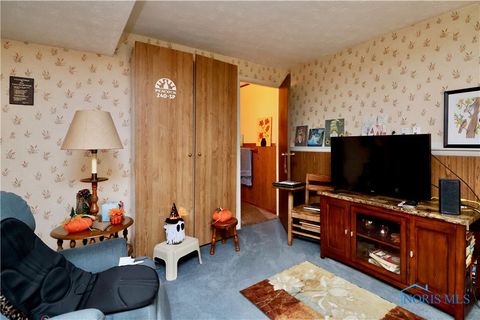 Tiny photo for 5454 Brook Point Road, Toledo, OH 43611 (MLS # 6136235)