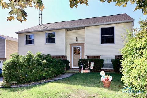 Tiny photo for 5454 Brook Point Road, Toledo, OH 43611 (MLS # 6136235)