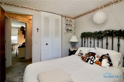 Tiny photo for 5454 Brook Point Road, Toledo, OH 43611 (MLS # 6136235)