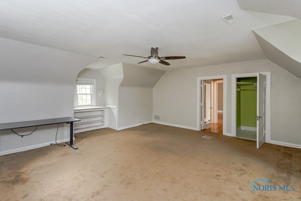 121 Eagle Point Drive, Rossford, Ohio image 32