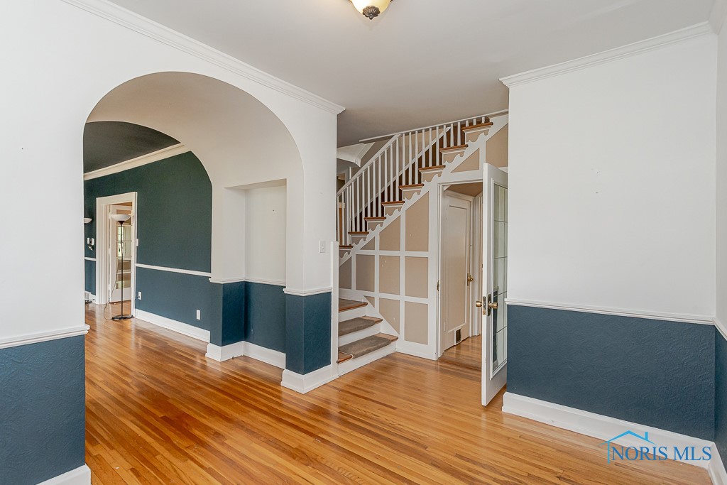 121 Eagle Point Drive, Rossford, Ohio image 3