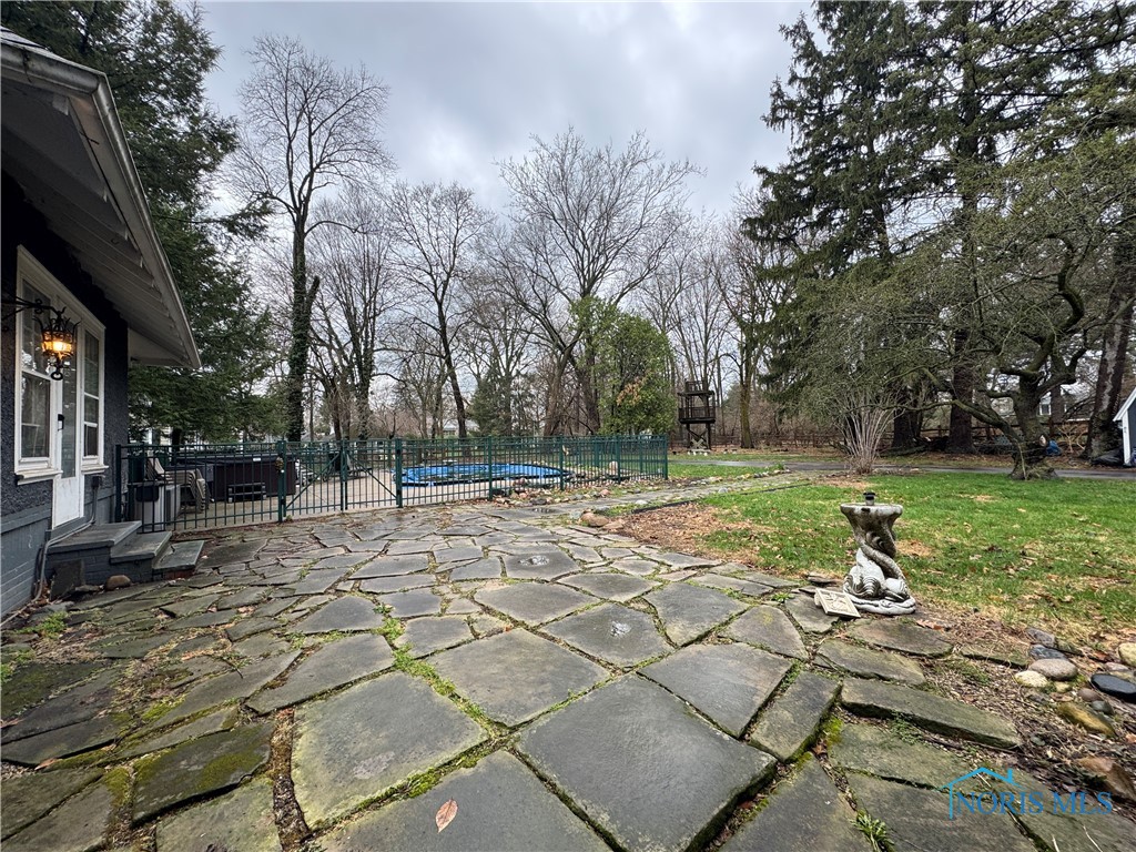 121 Eagle Point Drive, Rossford, Ohio image 28
