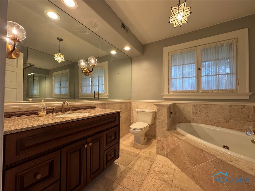 121 Eagle Point Drive, Rossford, Ohio image 18