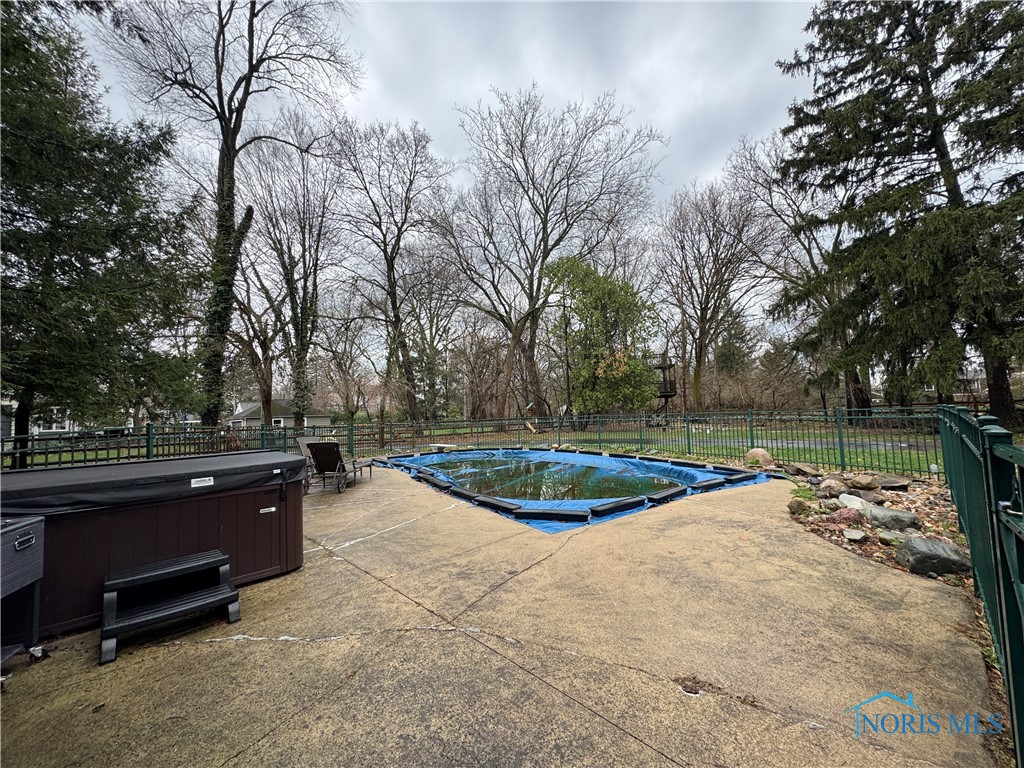 121 Eagle Point Drive, Rossford, Ohio image 30