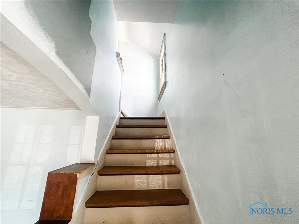 3527 Hazelhurst Avenue, Toledo, Ohio image 18
