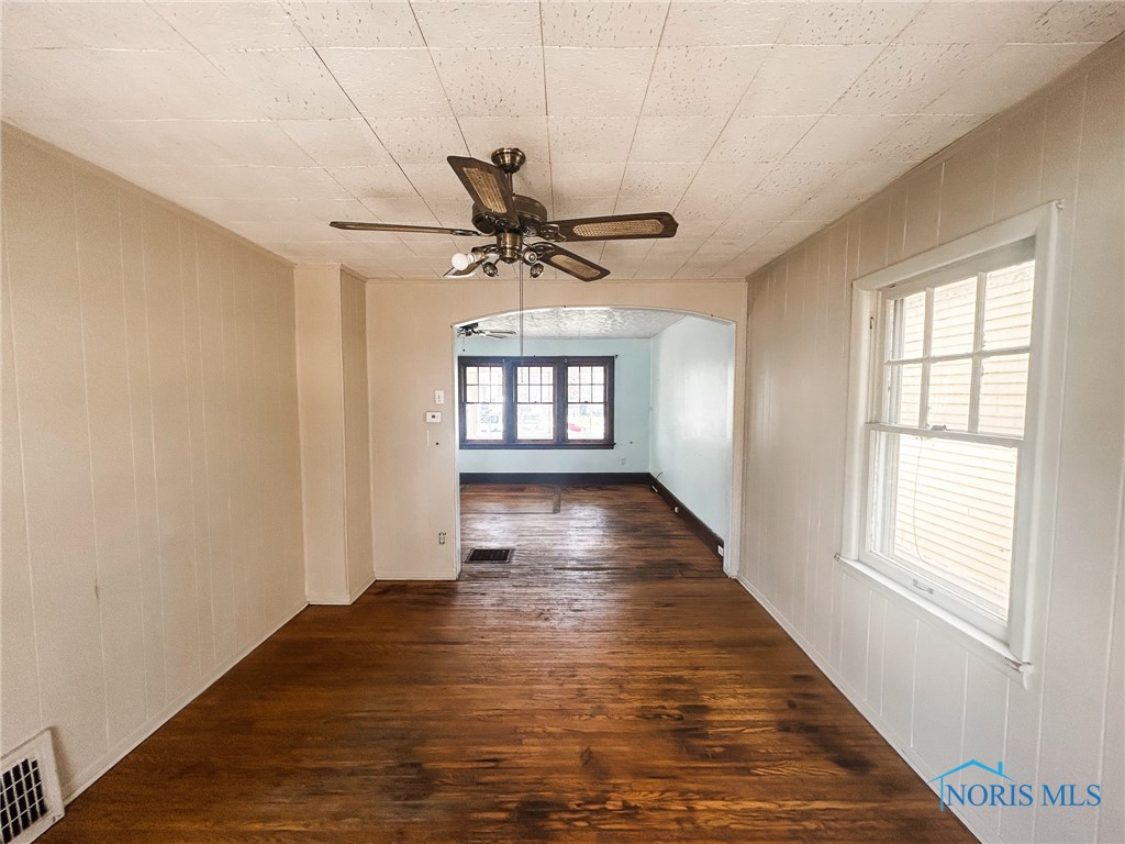 3527 Hazelhurst Avenue, Toledo, Ohio image 11