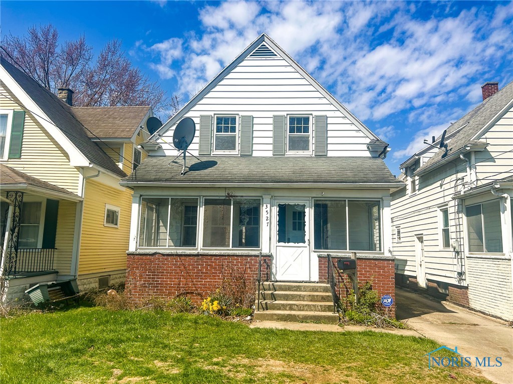 3527 Hazelhurst Avenue, Toledo, Ohio image 1