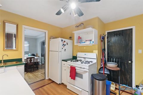 Tiny photo for 4113 S Detroit Avenue, Toledo, OH 43614 (MLS # 6136267)