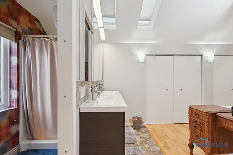 Tiny photo for 4113 S Detroit Avenue, Toledo, OH 43614 (MLS # 6136267)