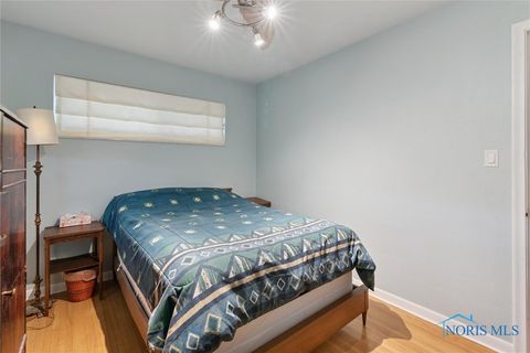 Tiny photo for 4113 S Detroit Avenue, Toledo, OH 43614 (MLS # 6136267)