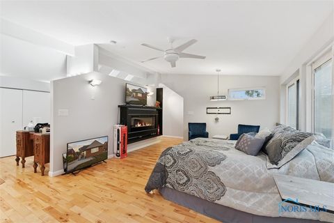 Tiny photo for 4113 S Detroit Avenue, Toledo, OH 43614 (MLS # 6136267)